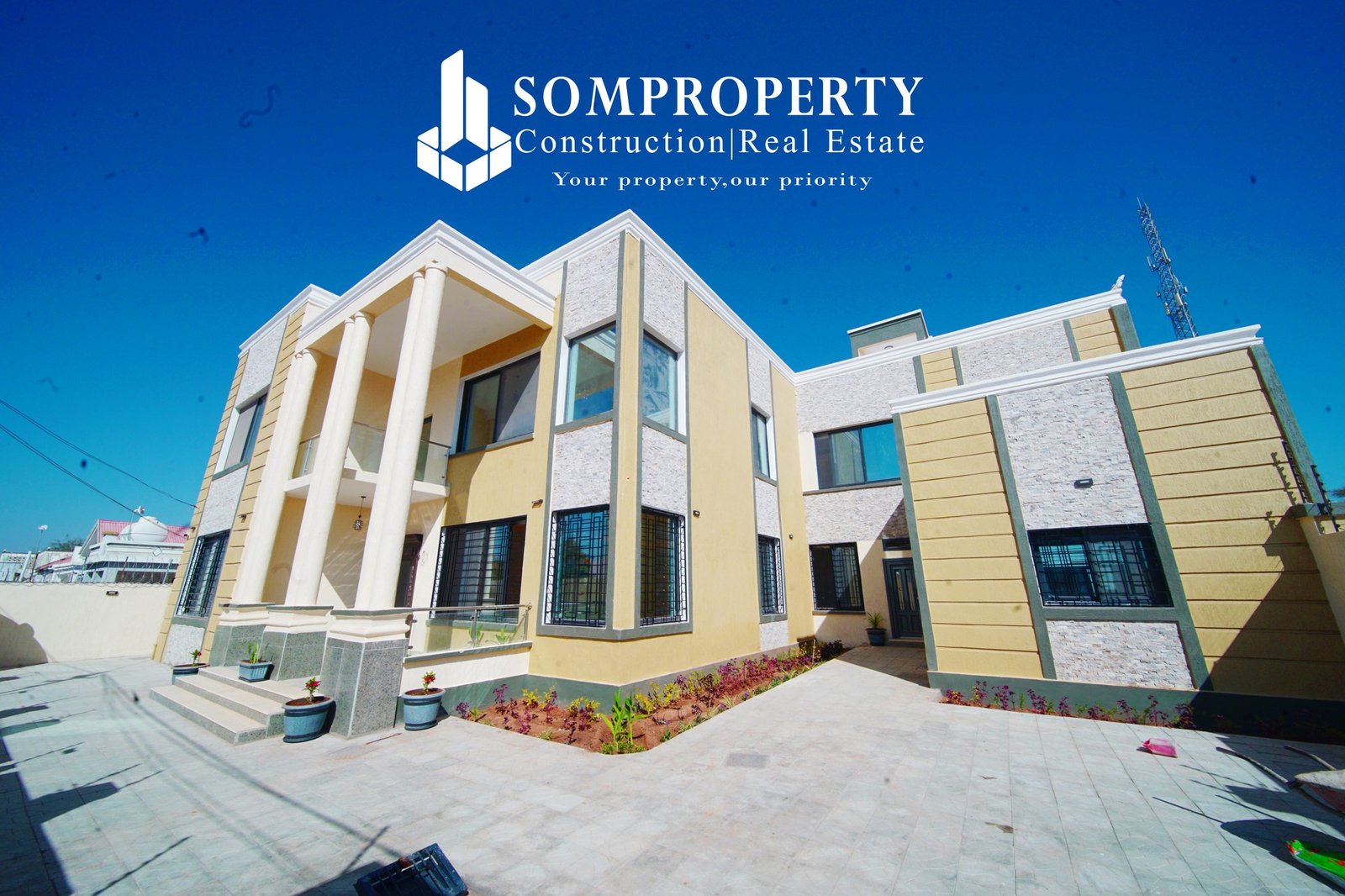How SOMPROPERTY is Revolutionizing the Real Estate Experience with Technology