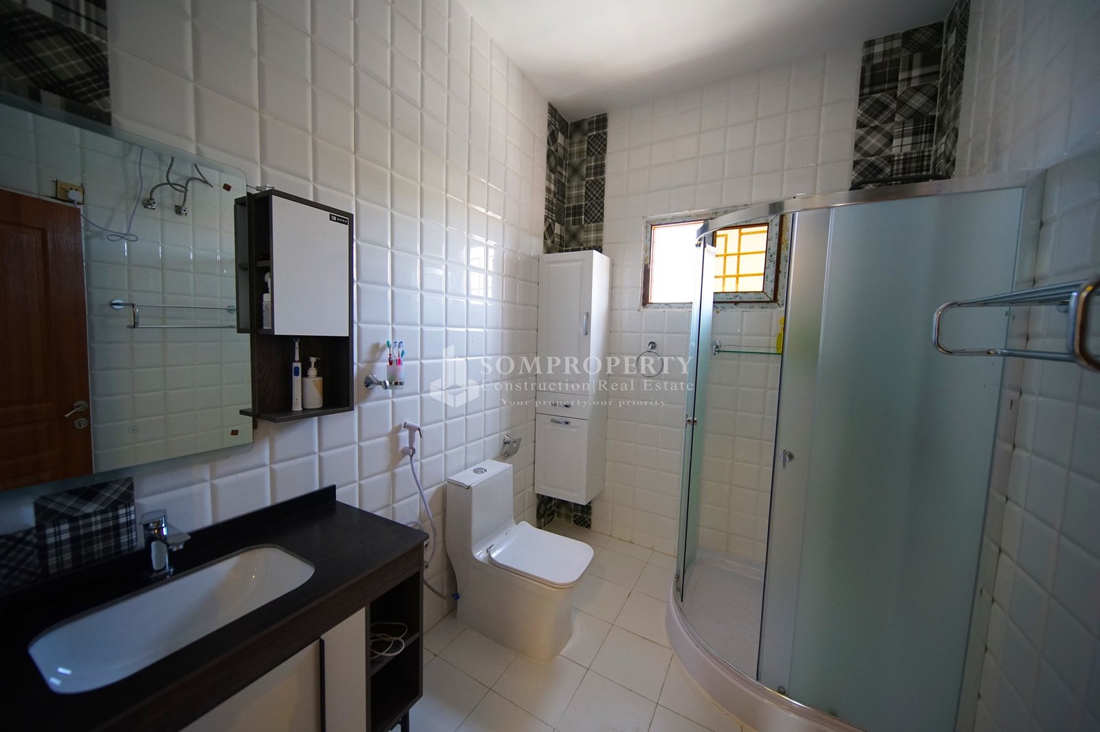 Dhismaha ID 23 299 - Image 13