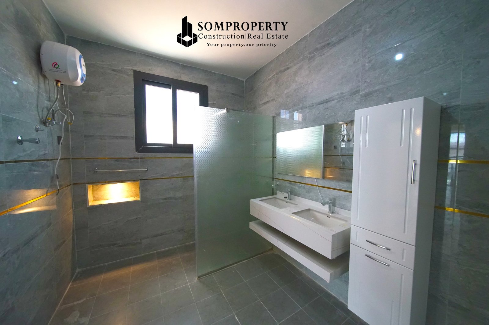 Dhismaha ID 23 302 - Image 10